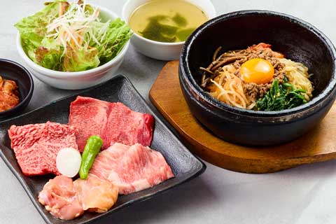 赤牛バラエディランチ